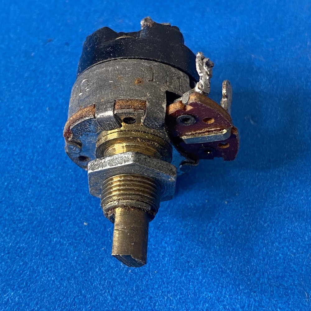 Assorted Lot Vintage Potentiometers Electronics Music Untested