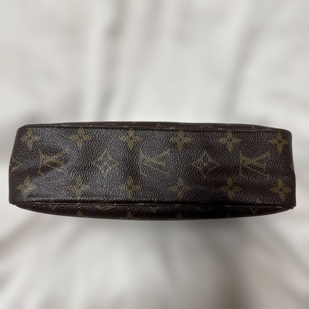 Louis Vuitton pouch