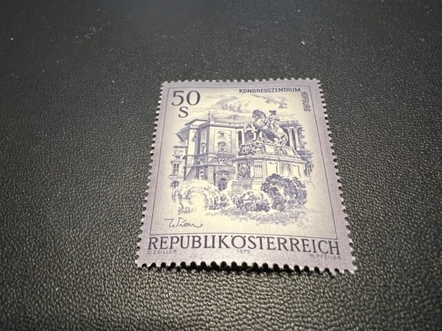 Austria 976 MH