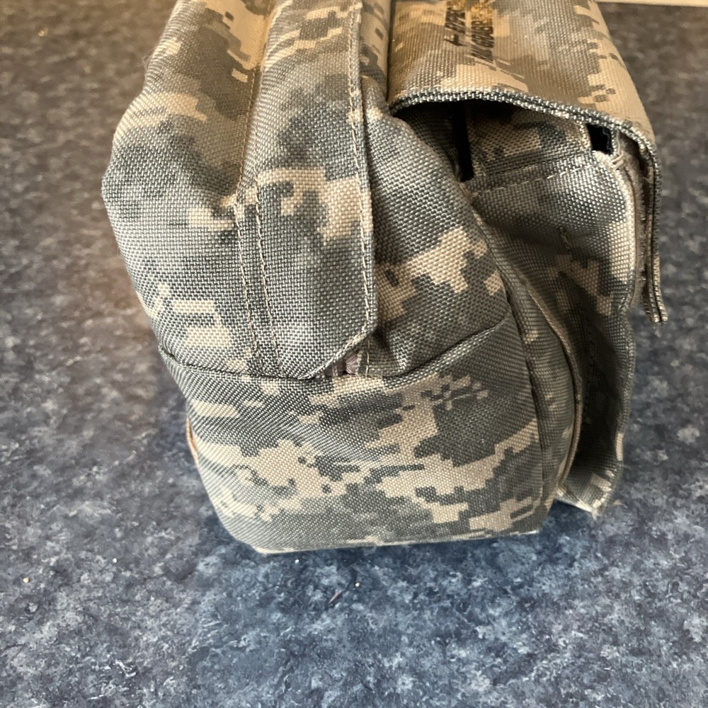 US ARMY ACU/MOLLE “Optical Instrument Case