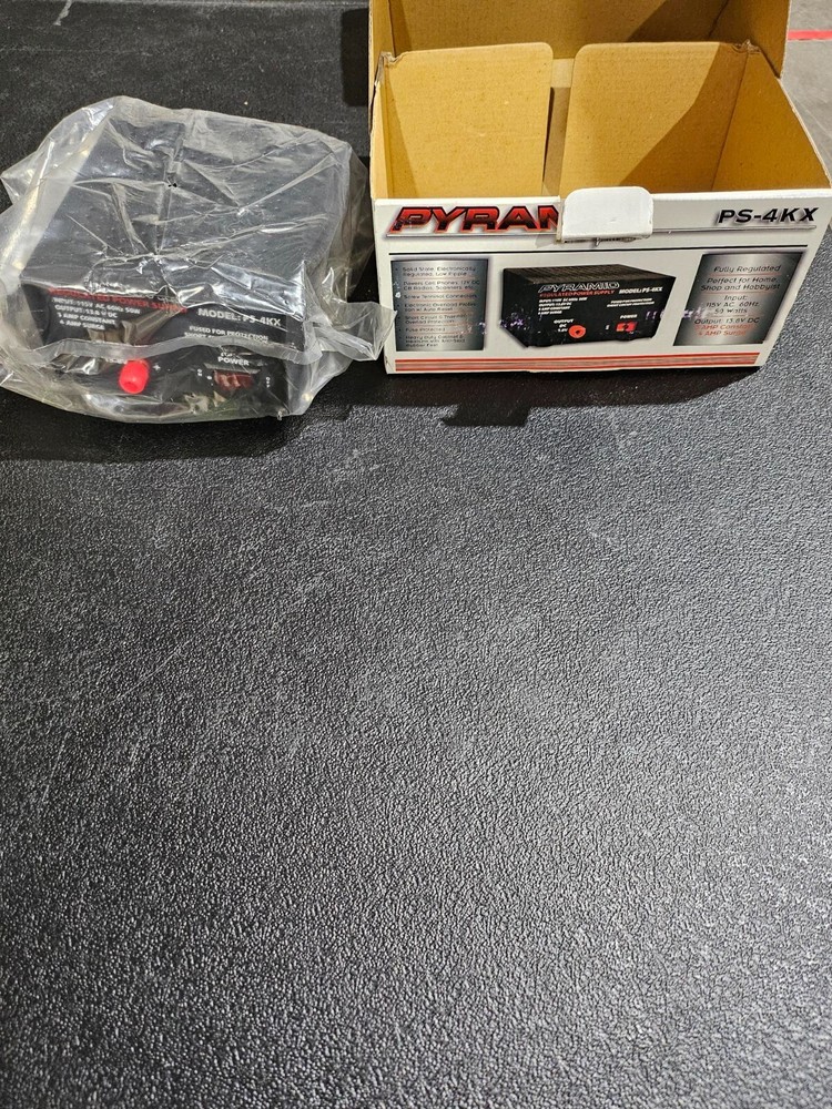 Pyramid PS-4KX Regulated 13.8V DC Power Supply