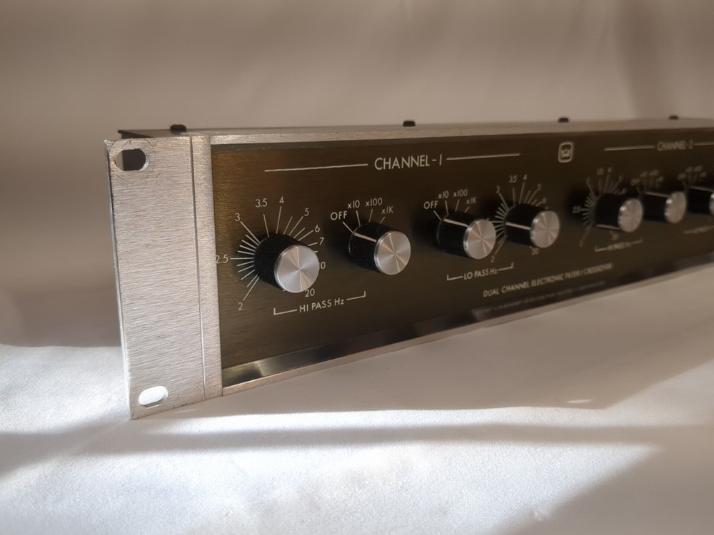 CROWN VFX2 DUAL CHANNEL VARIABLE ELECTRONIC FILTER CROSSOVER Black Chrome