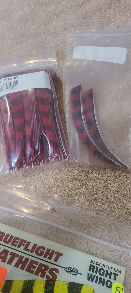 True Flight RH Wing Shield Cut 5" Feathers