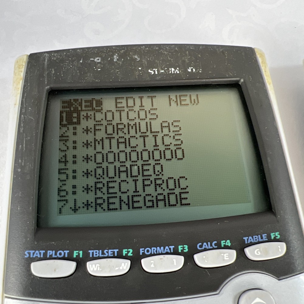 Texas Instruments TI-84 Plus Silver Edition Graphing Calculator Tested Working