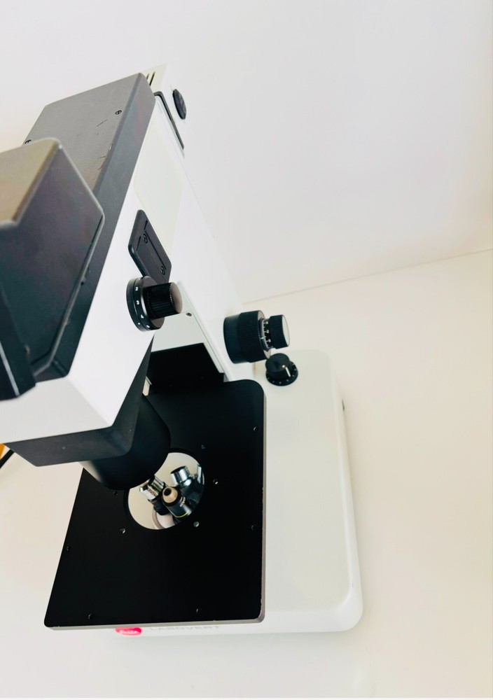 Leitz Wetzlar Labovert Inverted Microscope 090-122.012 10x/18