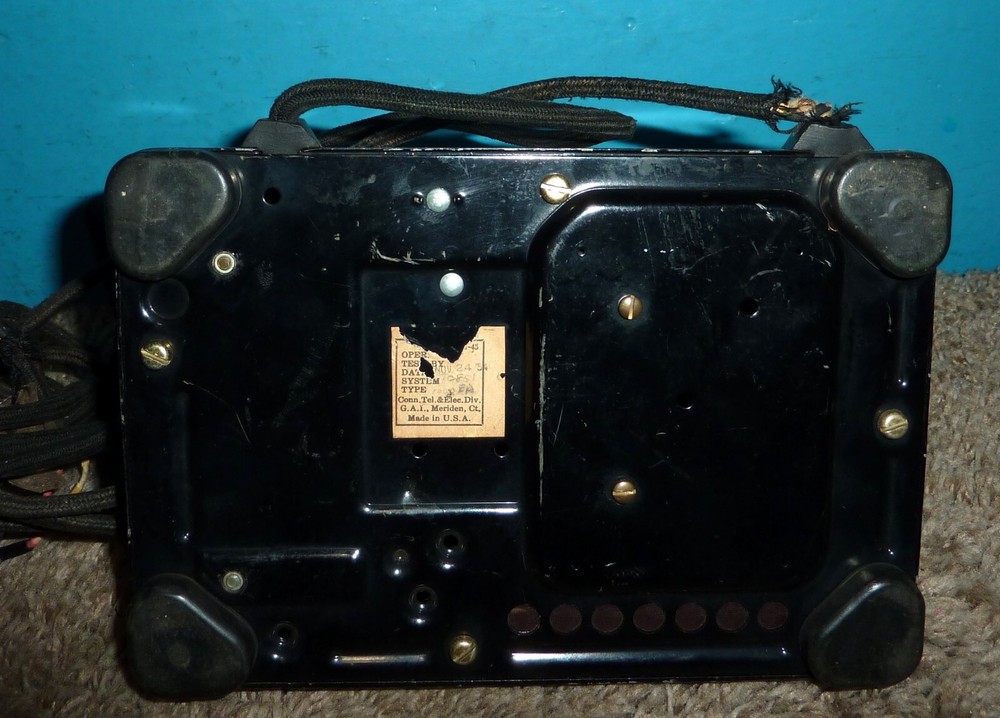 1950's Connecticut Telephone Desktop No Dial Intercom Telephone