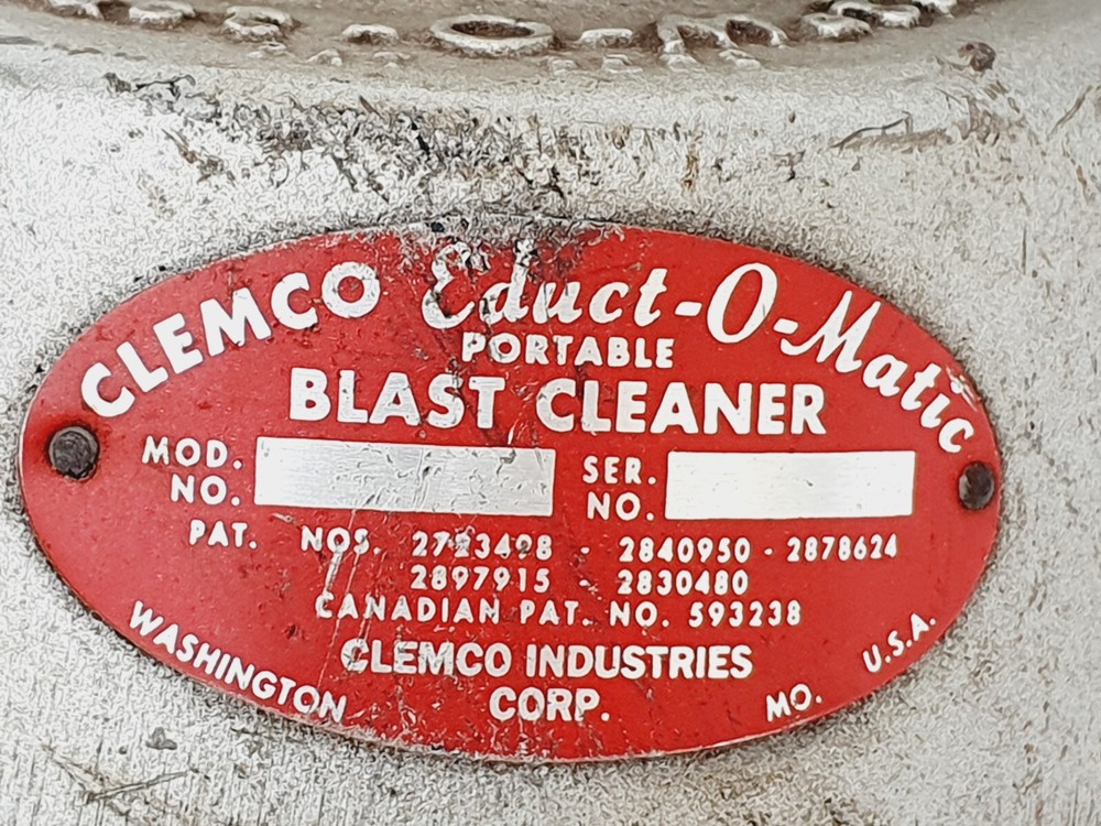 CLEMCO EDUCT-O-MATIC Portable Blast Cleaner, Hand Blast Machine