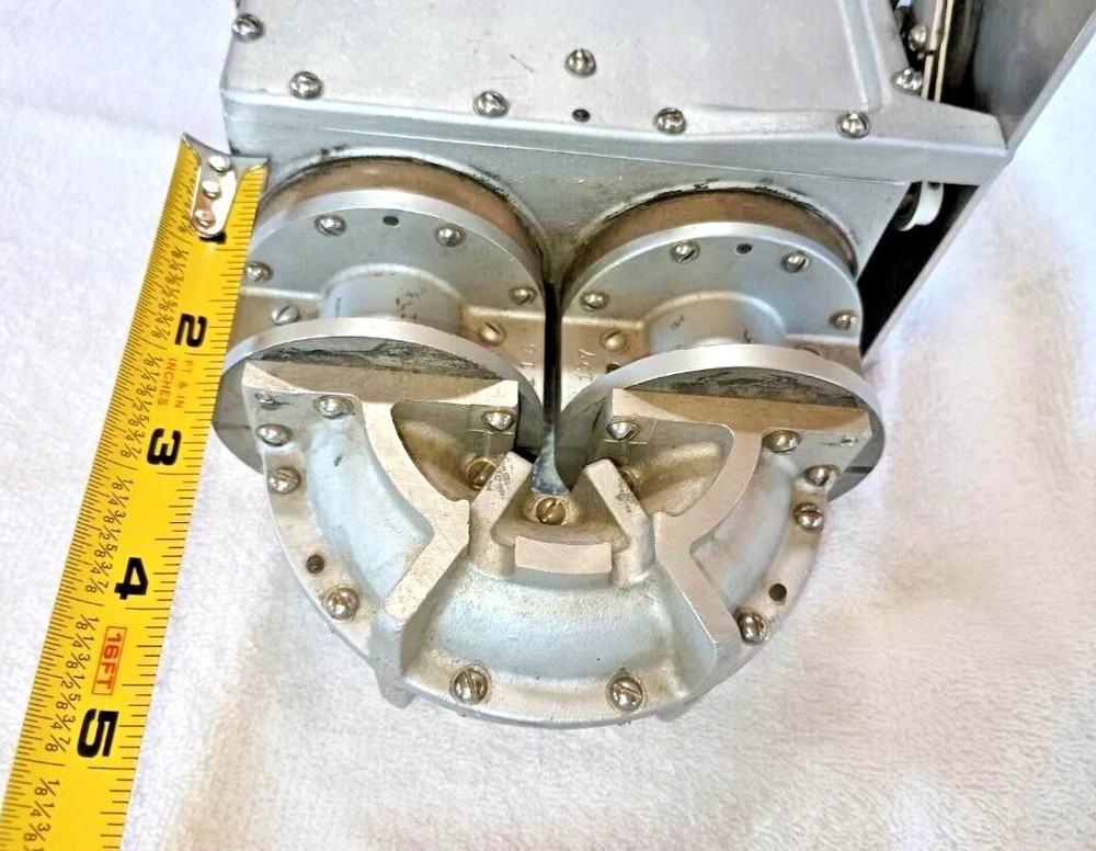 DYMEC INC. Precision Microwave Waveguide Attenuator Model DY5338 USED