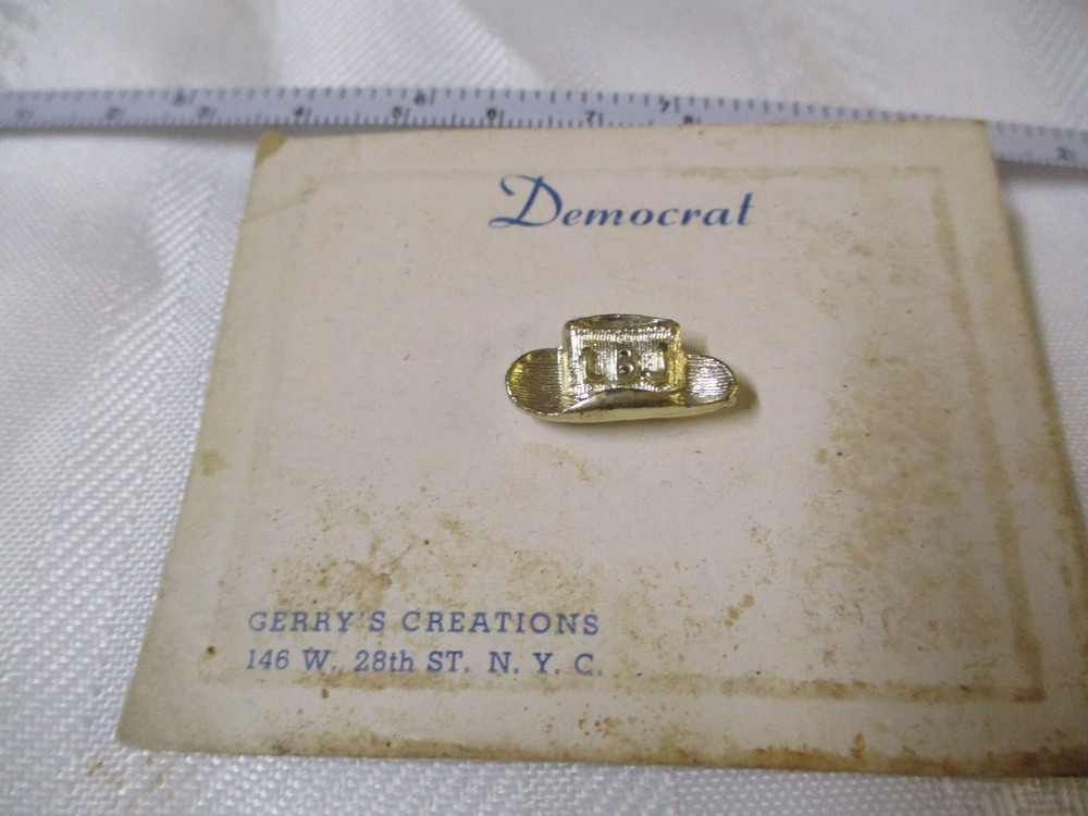 LBJ DEMOCRATE HAT PIN