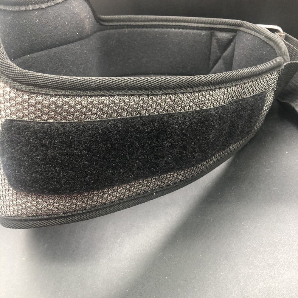 Nike Strength Training Belt Size Large Support Workout Lifting Gym WB0010-001
