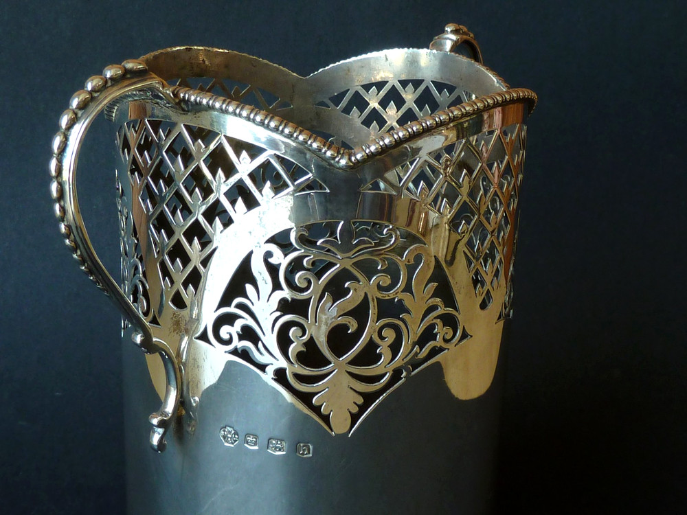 Solid Silver Magnum Wine Bottle Holder Coaster Stand Hallmarked 1925