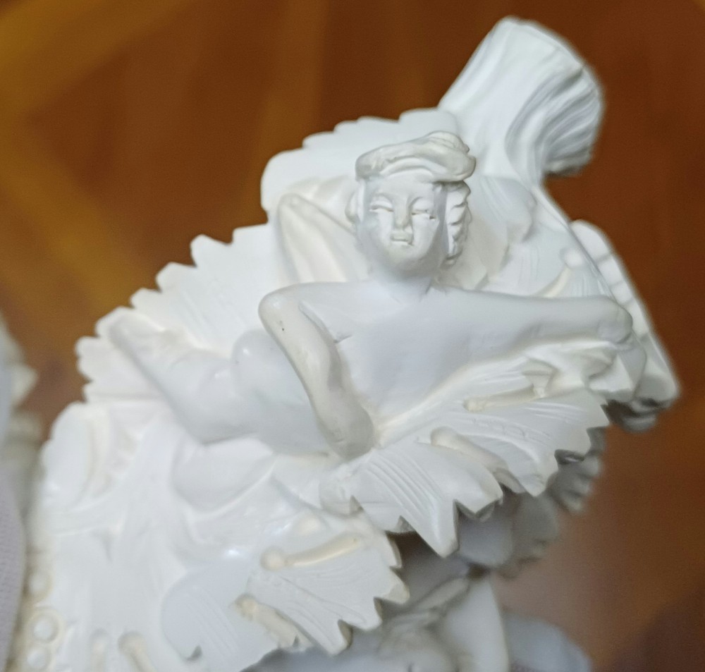 MEERSCHAUM PIPE, MAN WITH ANGELS