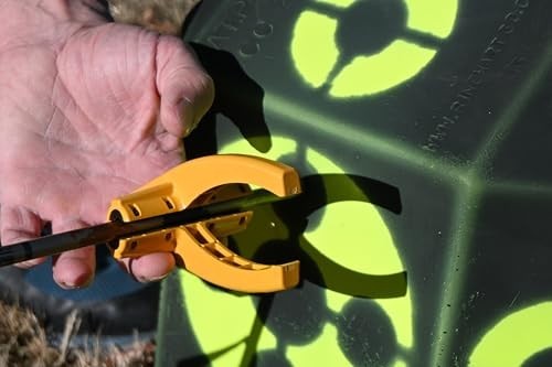 Premium Archery Arrow Puller - Easy Grip Tool for All Ages & Abilities, Lightwei