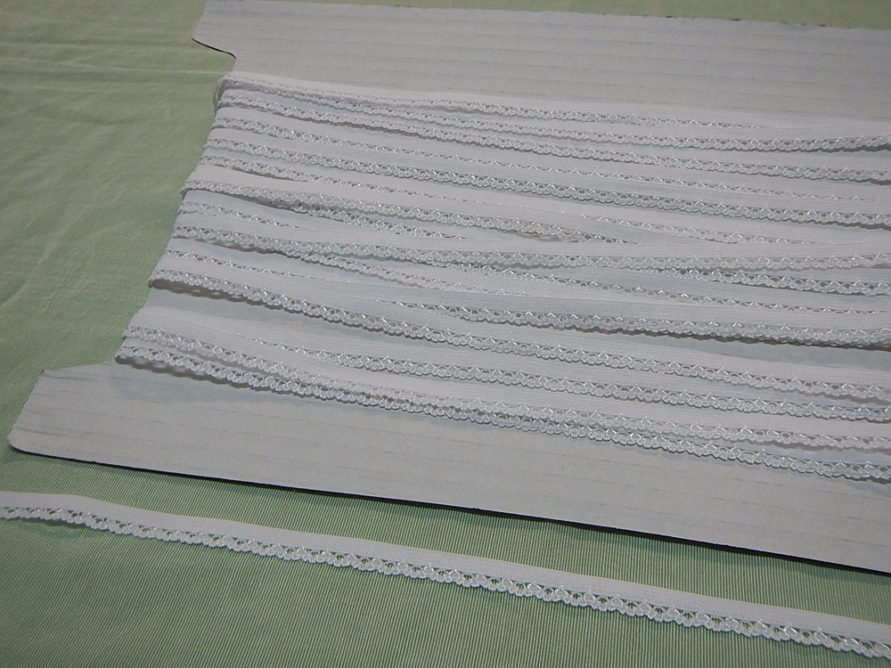 Elastic White Edging 9mm x 10 mts (E1300)