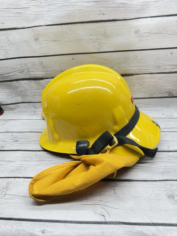 Cairns Structural 360S Fire Helmet Vintage 1998