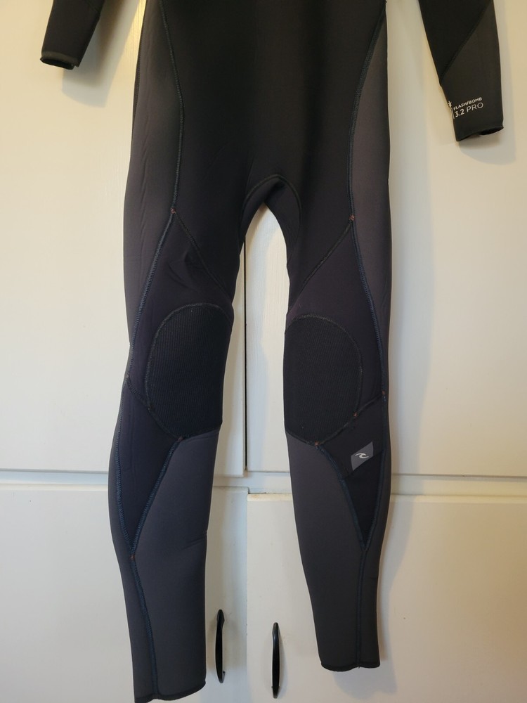 Rip Curl Flash Bomb Pro 3/2 Zip Free Wetsuit Junior Size 14