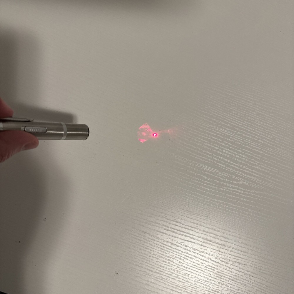 2 Laser Pointers For Cats/Dogs - Tested and Working, See Desc