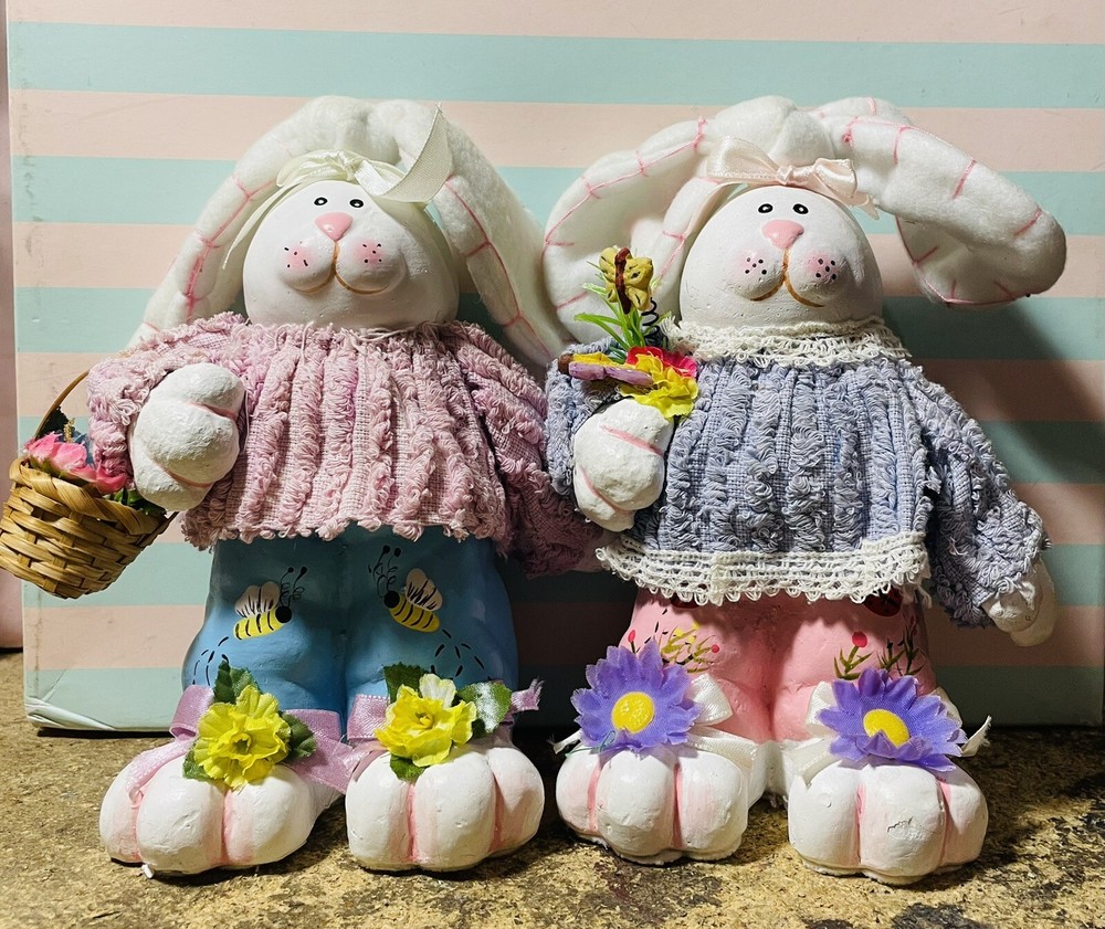 BUNNY TWINS EASTER DECOR