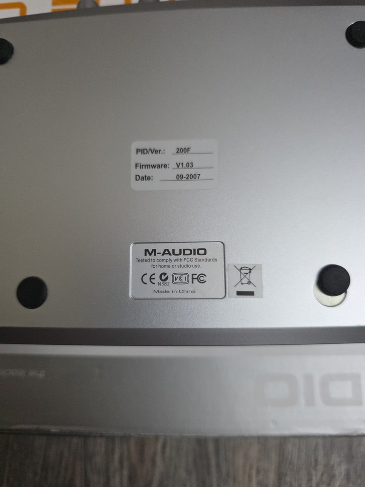 PreAmp Audio Interface With Cord M-Audio MobilePre USB