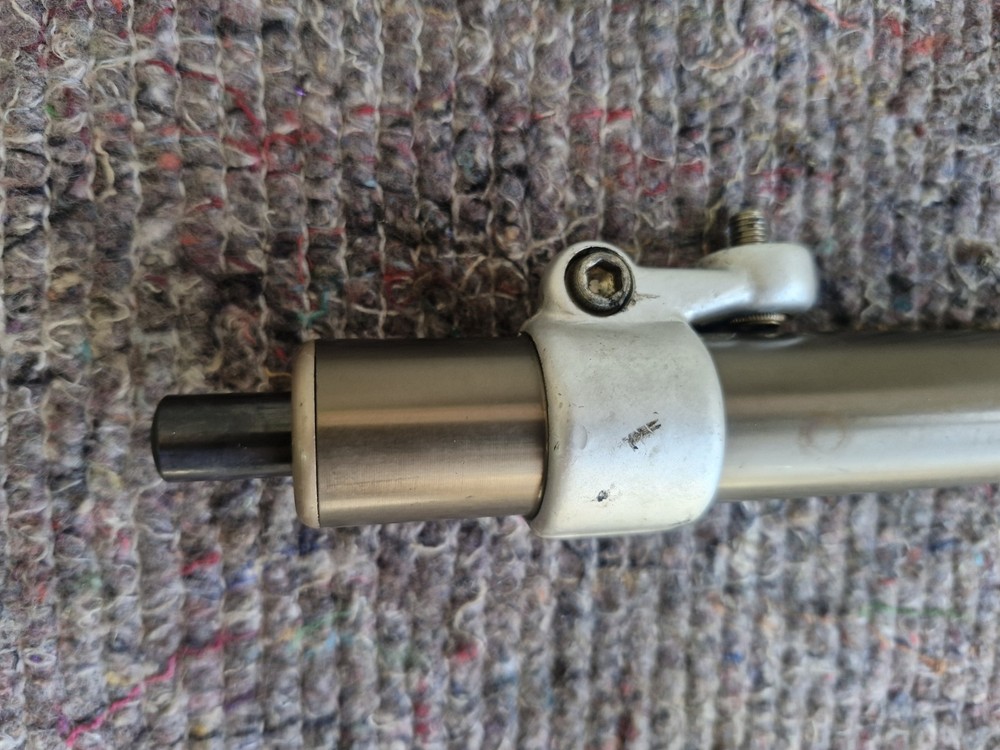 2000 DUCATI 748 916 STEERING DAMPER STABILISER WITH MOUNTING BRACKET