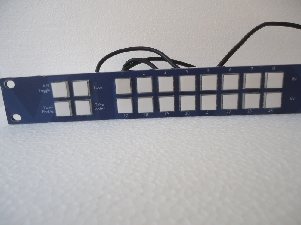 NETWORK VIKINX 1U CONTROL PANEL 32-ProS INCLUDING UNIVERSAL POWER SUPPLY