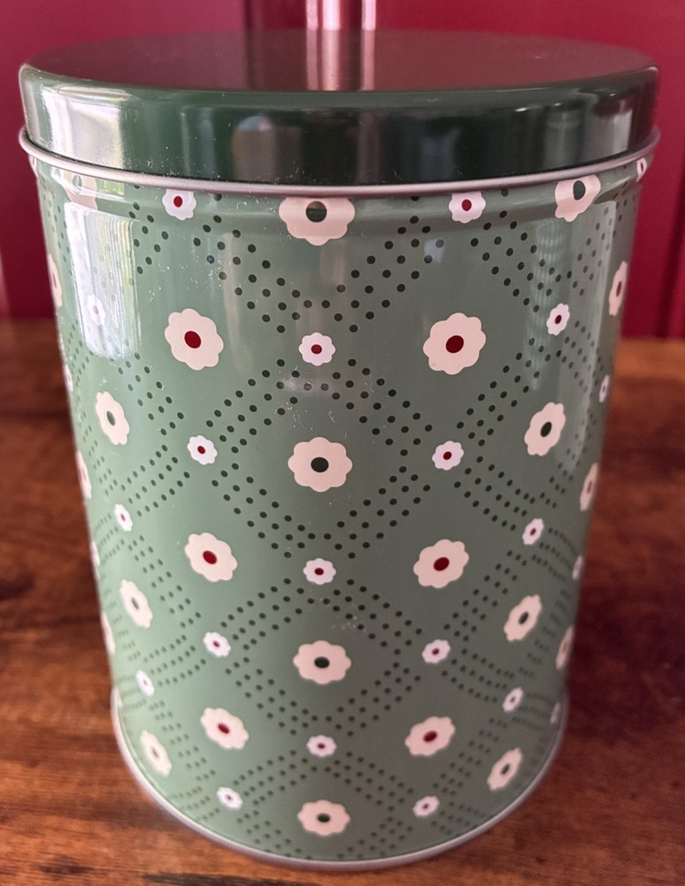 IKEA Nesting Tin Canisters Set Of 3 with lids
