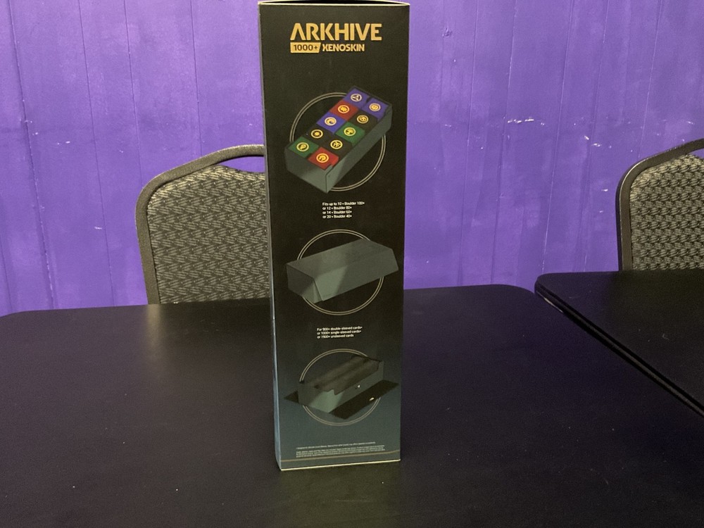 Ultimate Guard Arkhive Xenoskin 1000+