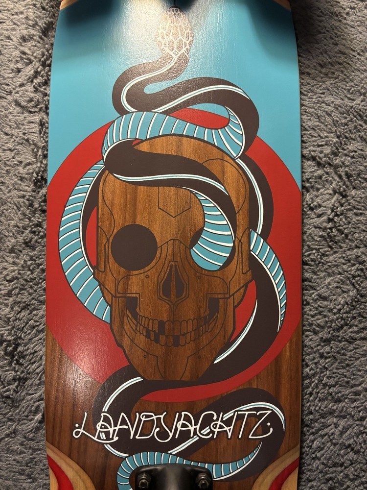 Authentic Landyachtz Dinghy Classic Skull Cruiser