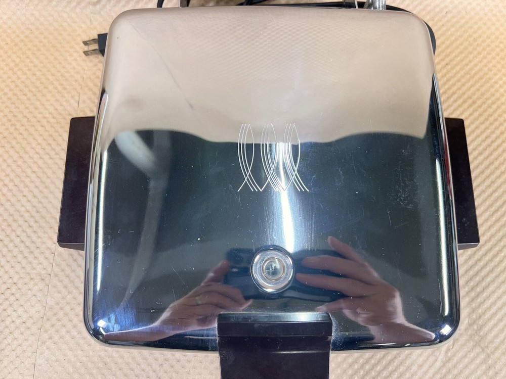 VINTAGE Toastmaster (259A) Chrome Waffle Maker / Griddle Combo [TESTED/WORKS]
