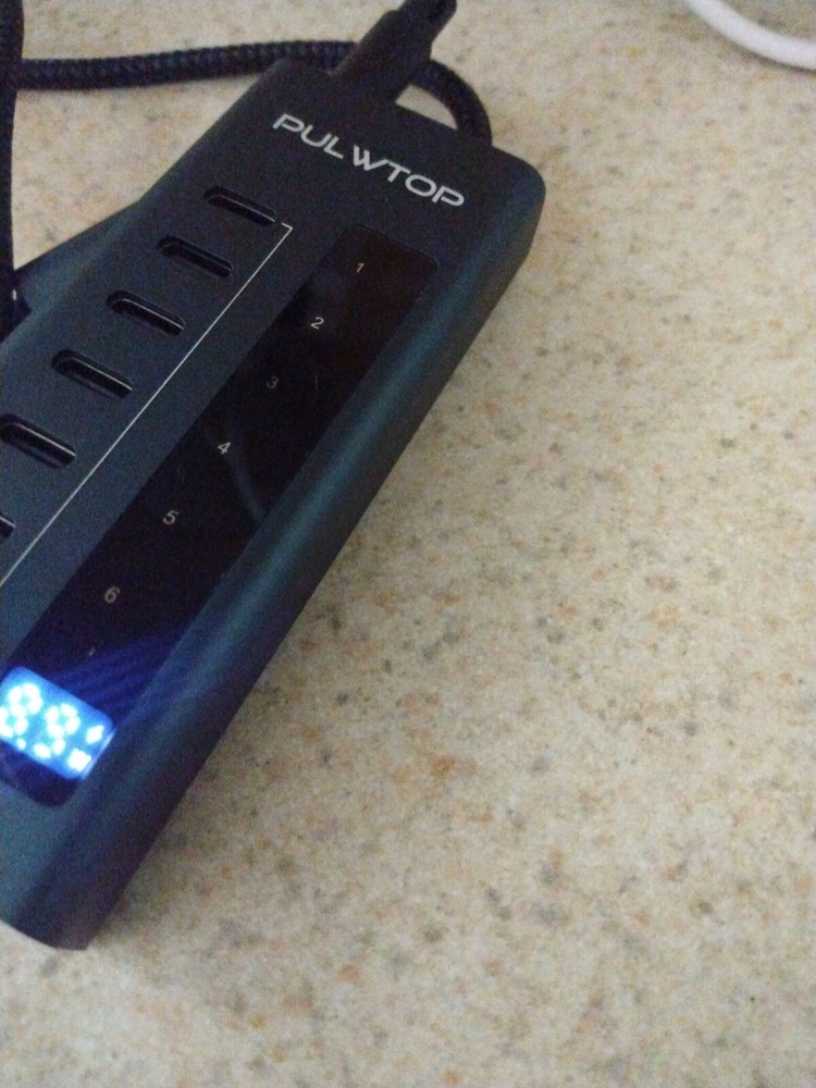 Pulwtop Powered 7-in-1 10gbps Usb C Hub Supports Data