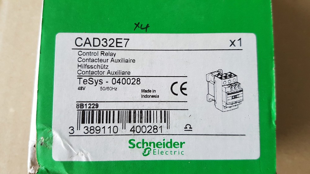 Schneider  CAD32E7 Control Relay