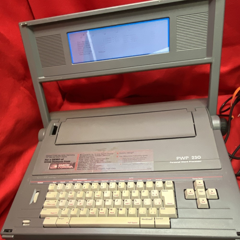 Smith Corona PWP 230 Word Processor 16-Line Backlit Display Built-in Disk Drive