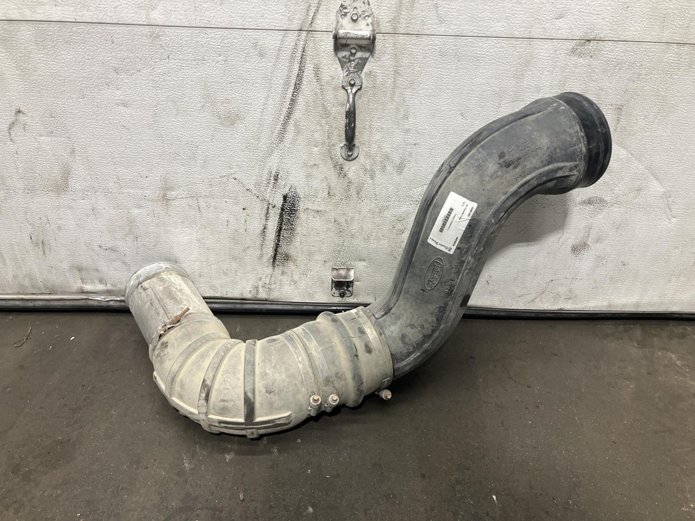 Peterbilt 357 Air Transfer Tube - Used