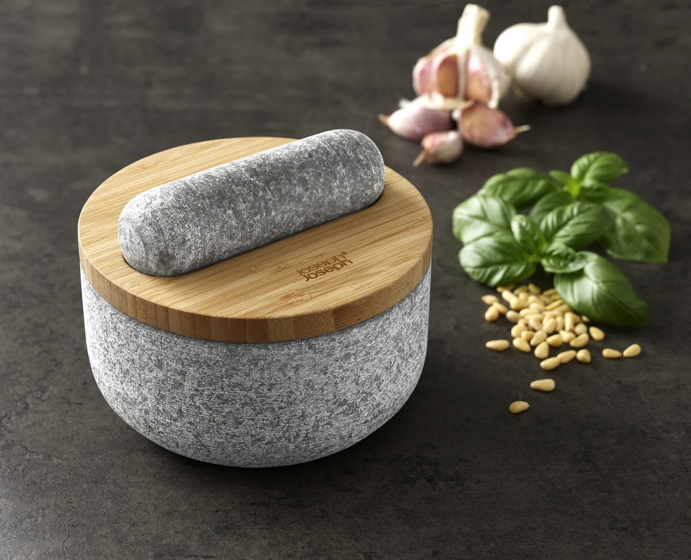 Dash Pestle & Mortar with Bamboo Lid