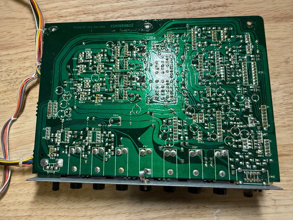 Roland Juno 106 Output Board
