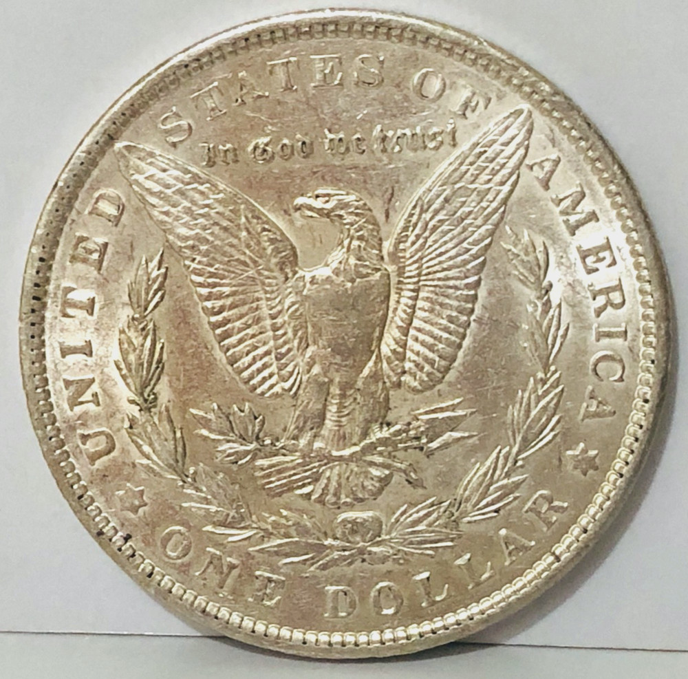 1900 MORGAN SILVER DOLLAR.