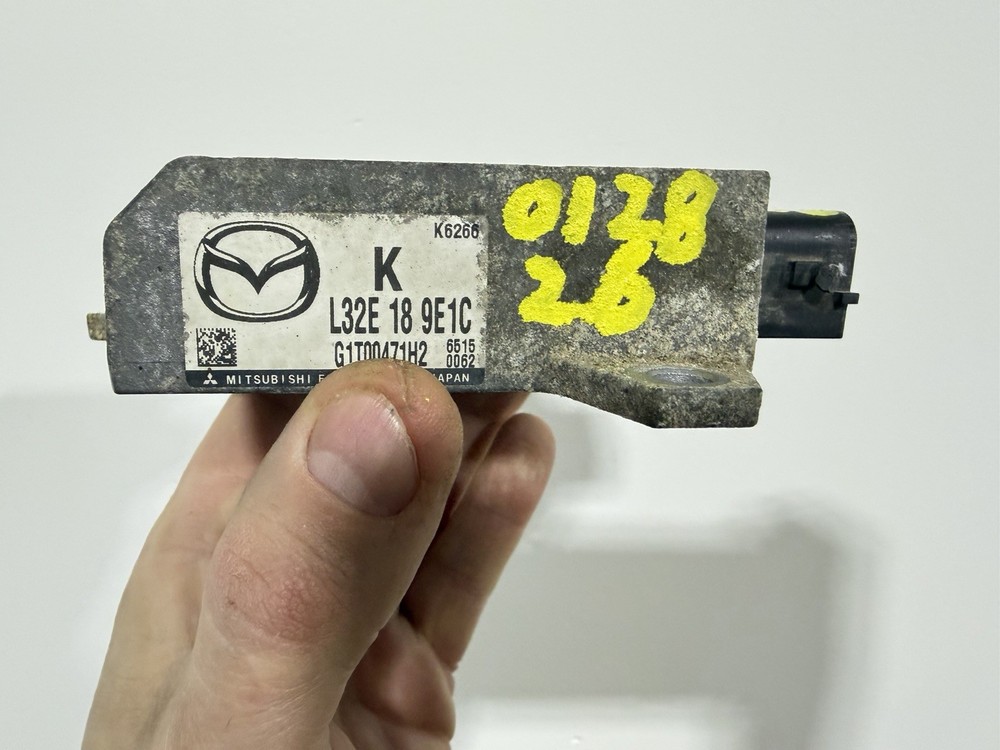 2006–2009 Mazda 3 TCM Transmission Control Module L32E-18-9E1C READ DESCRIPTION