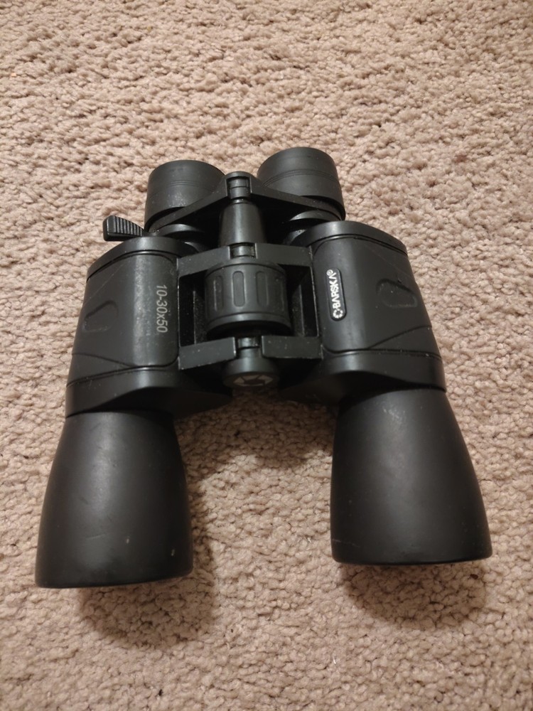 Barska Gladiator Zoom Binoculars