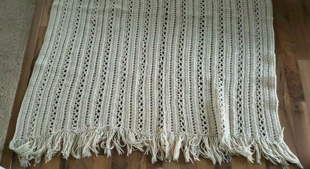 HANDMADE CROCHET CREAM COLORED AFGHAN THROW 60'' X 53''