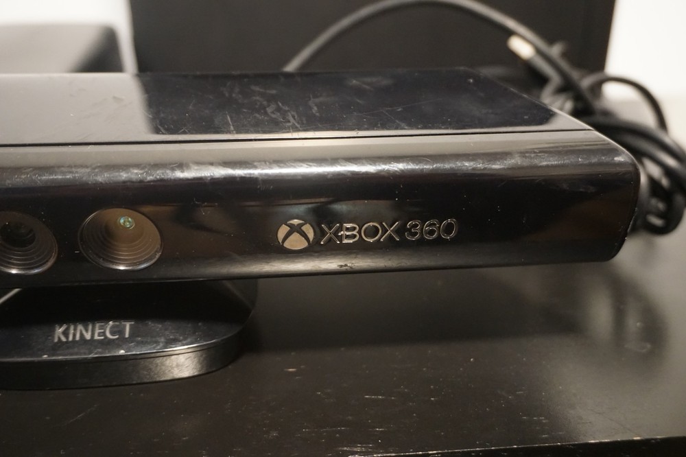 Microsoft Xbox 360 Model 1538 E Console with Kinect - Powers on Sold AS/IS