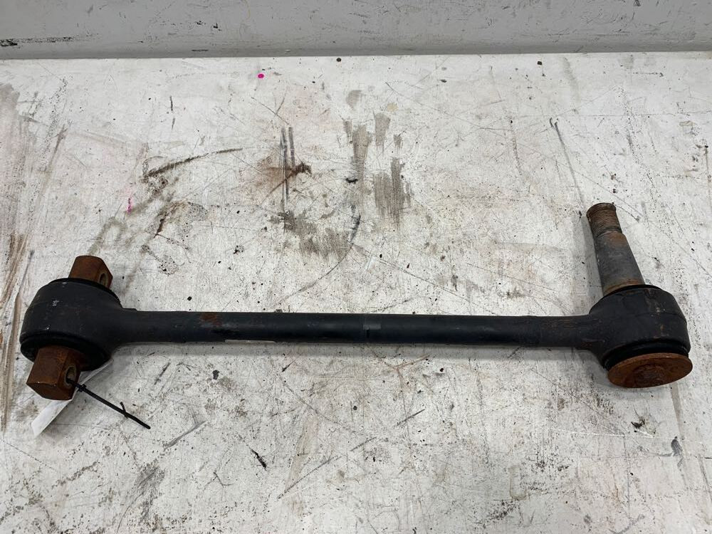 Peterbilt Torque Rod (339-10359)