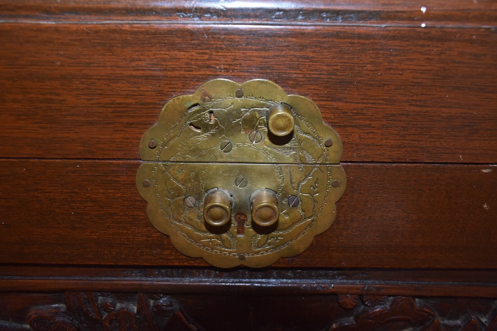 Vintage Asian Style Blanket Chest