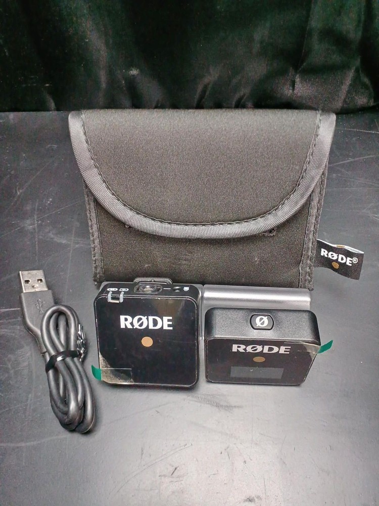 RODE Wireless Microphone System GO Used