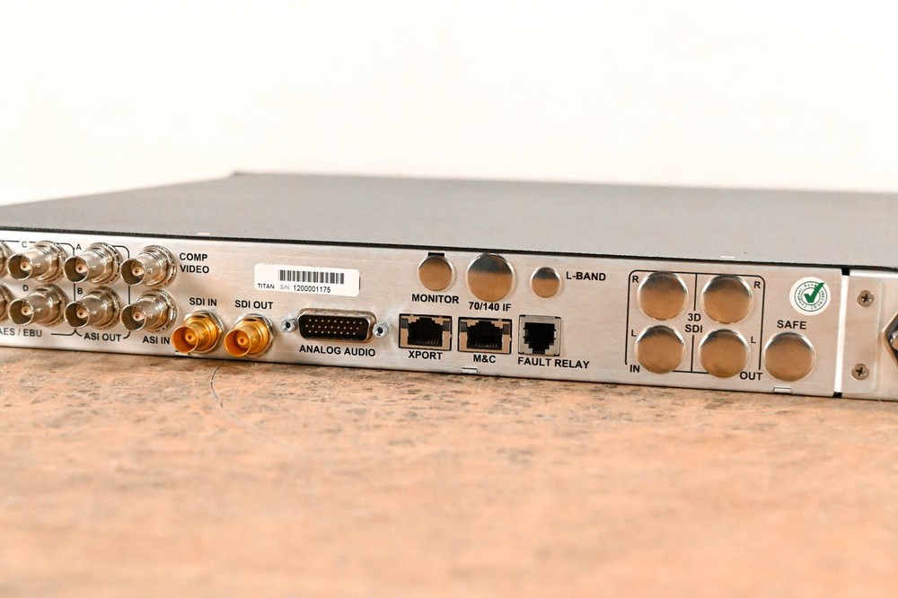 International Datacasting Titan MPEG Video Encoder CG01P95