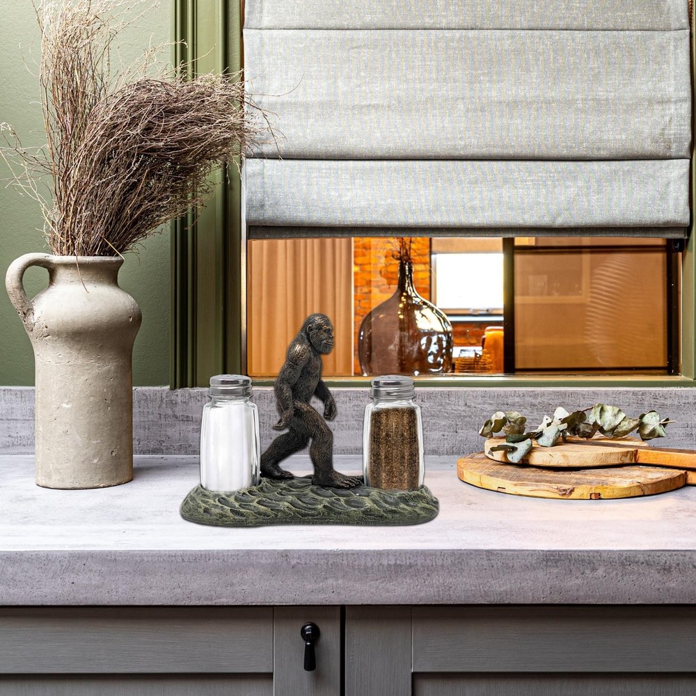 Bigfoot Salt & Pepper Shaker Set – Rustic Sasquatch Kitchen Décor Gift