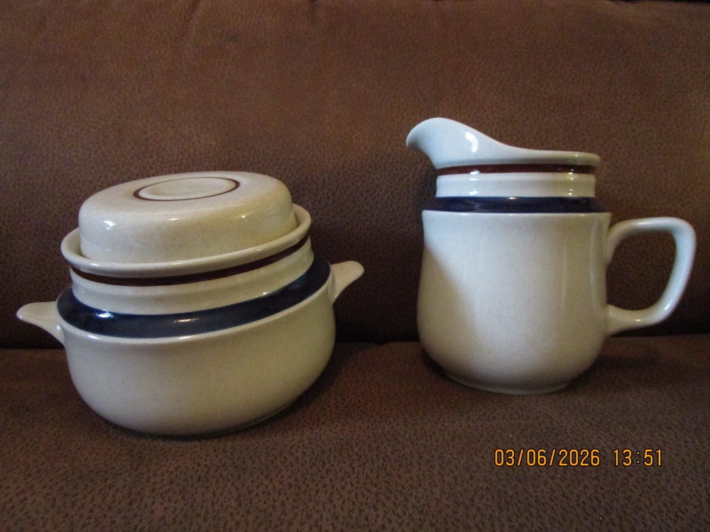 Chateau Creamer and Sugar