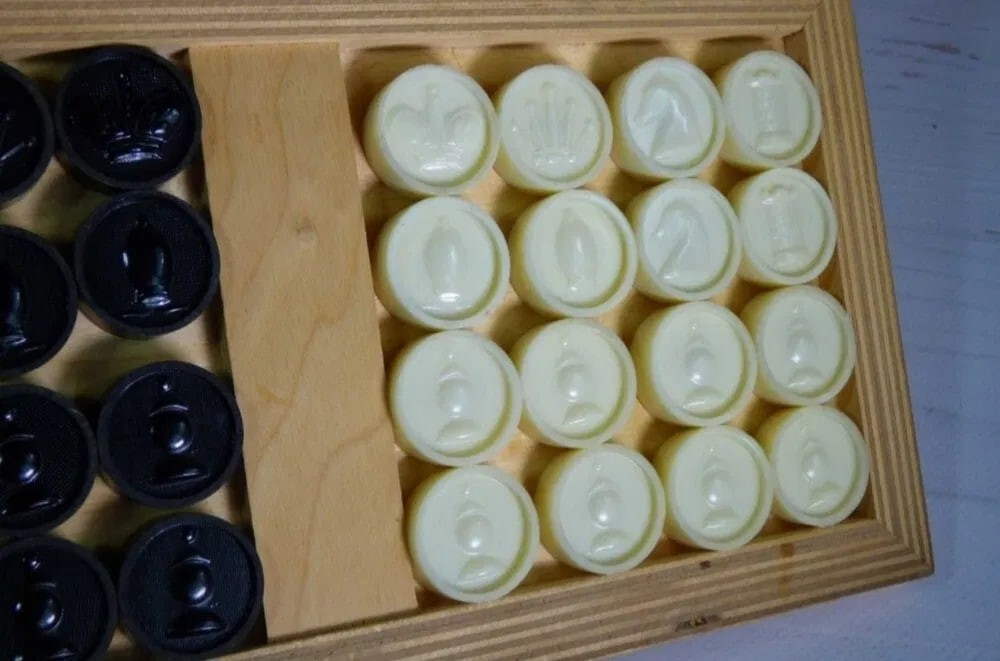 Vintage AUSMA Chess Set Soviet USSR