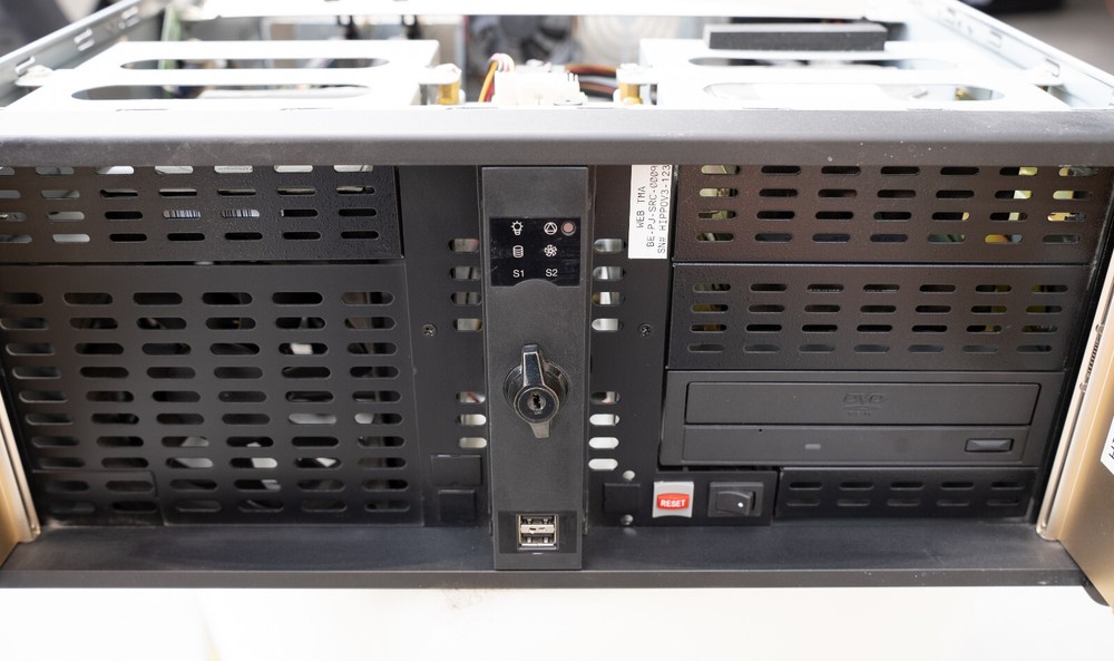 Hippotizer V3-Stage-V1.0