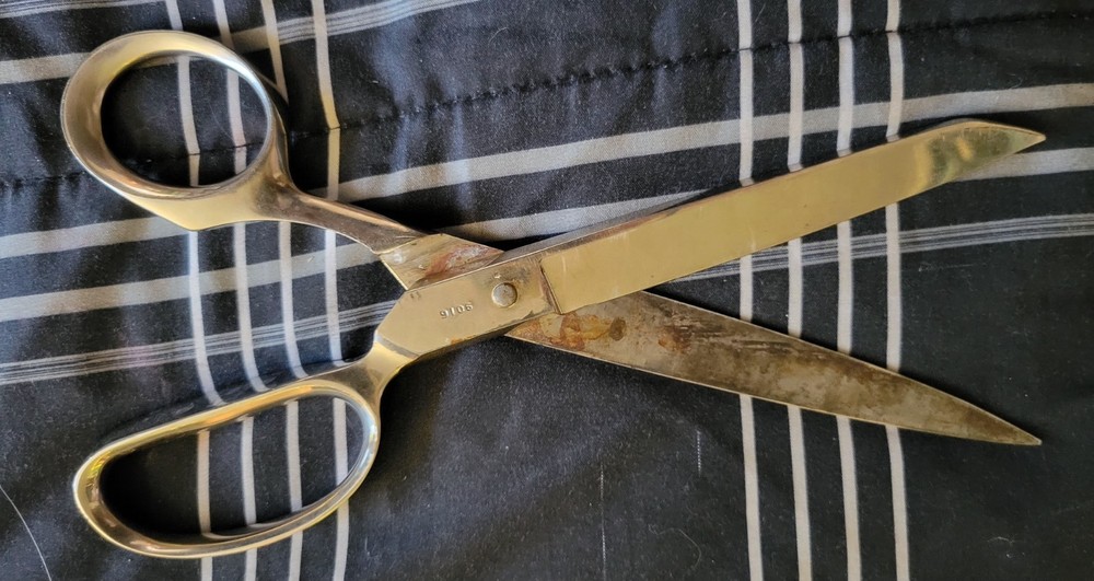 Antique Winchester Scissors