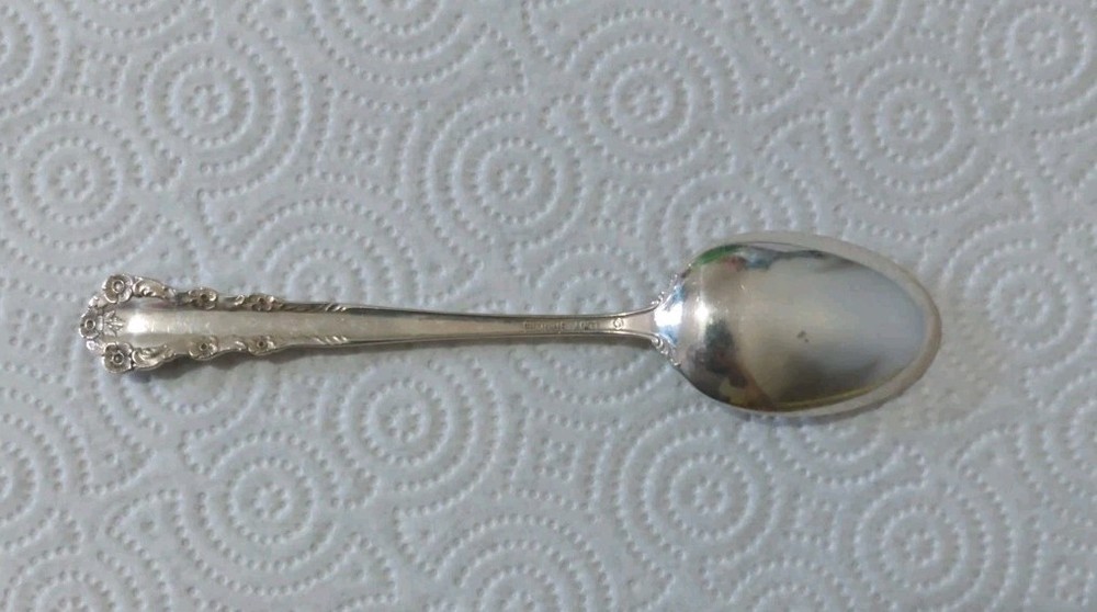 Lunt Sterling Spoon 5 And 3/4 In Marked EUC